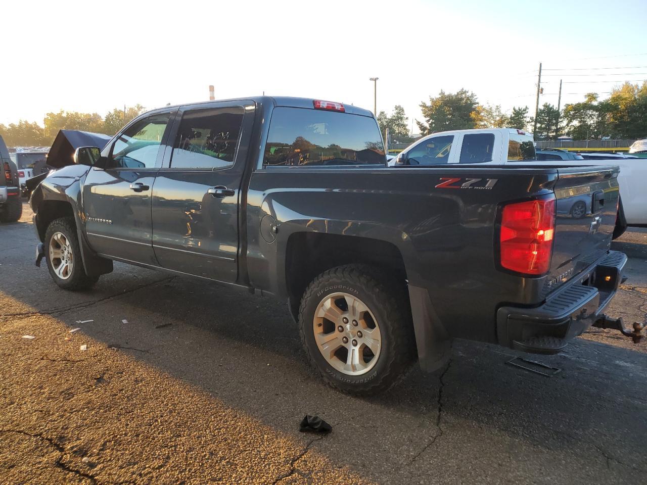 2018 Chevrolet Silverado K1500 Lt - Фото 2