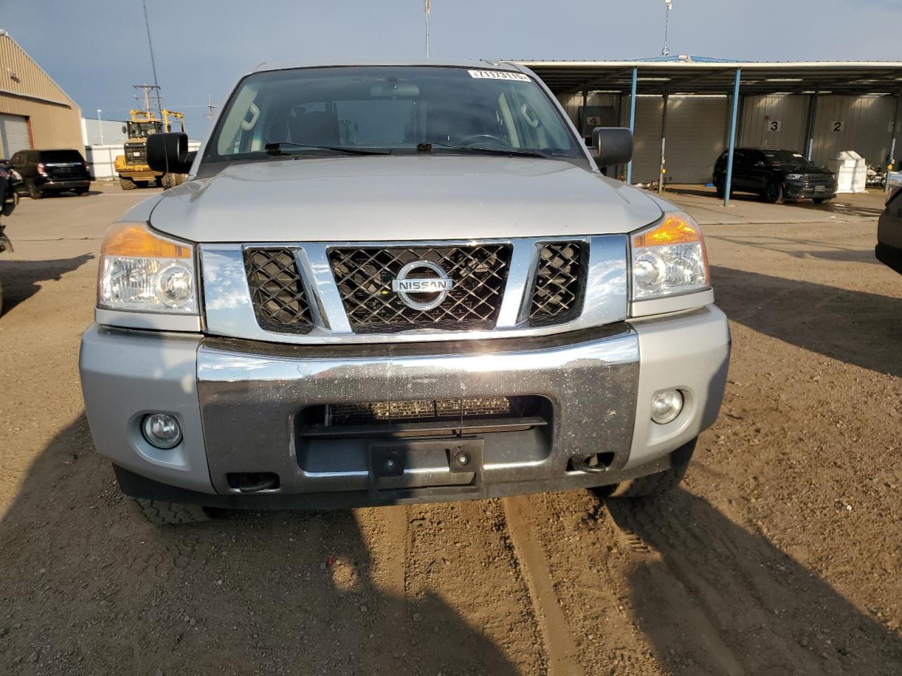 2015 Nissan Titan S - Фото 5