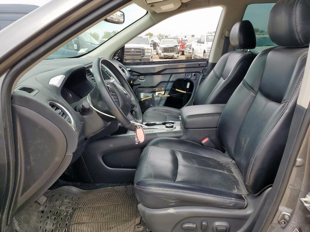 2019 Nissan Pathfinder S - Image 7