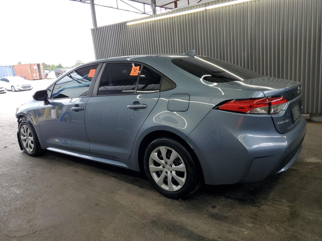 2022 Toyota Corolla Le - Image 2