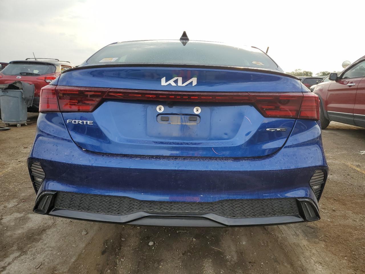 2024 Kia Forte Gt Line - Фото 6