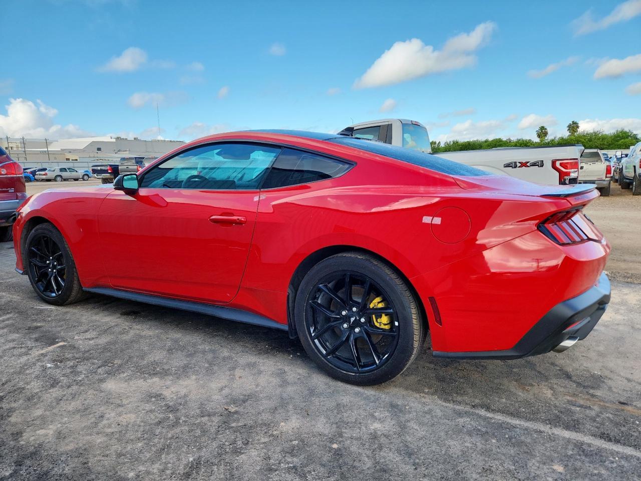 2024 Ford Mustang - Фото 2