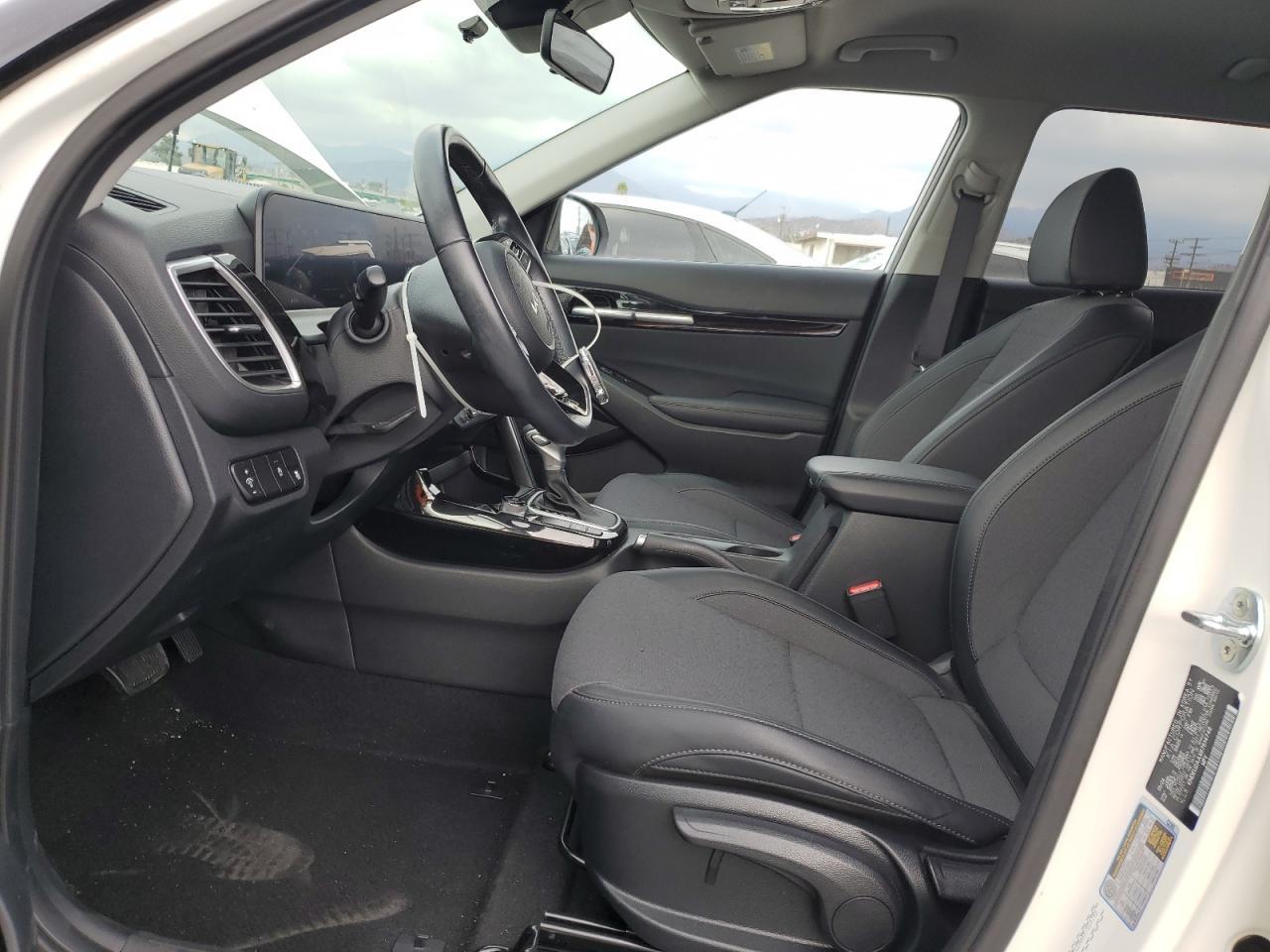 2024 Kia Seltos S - Фото 7