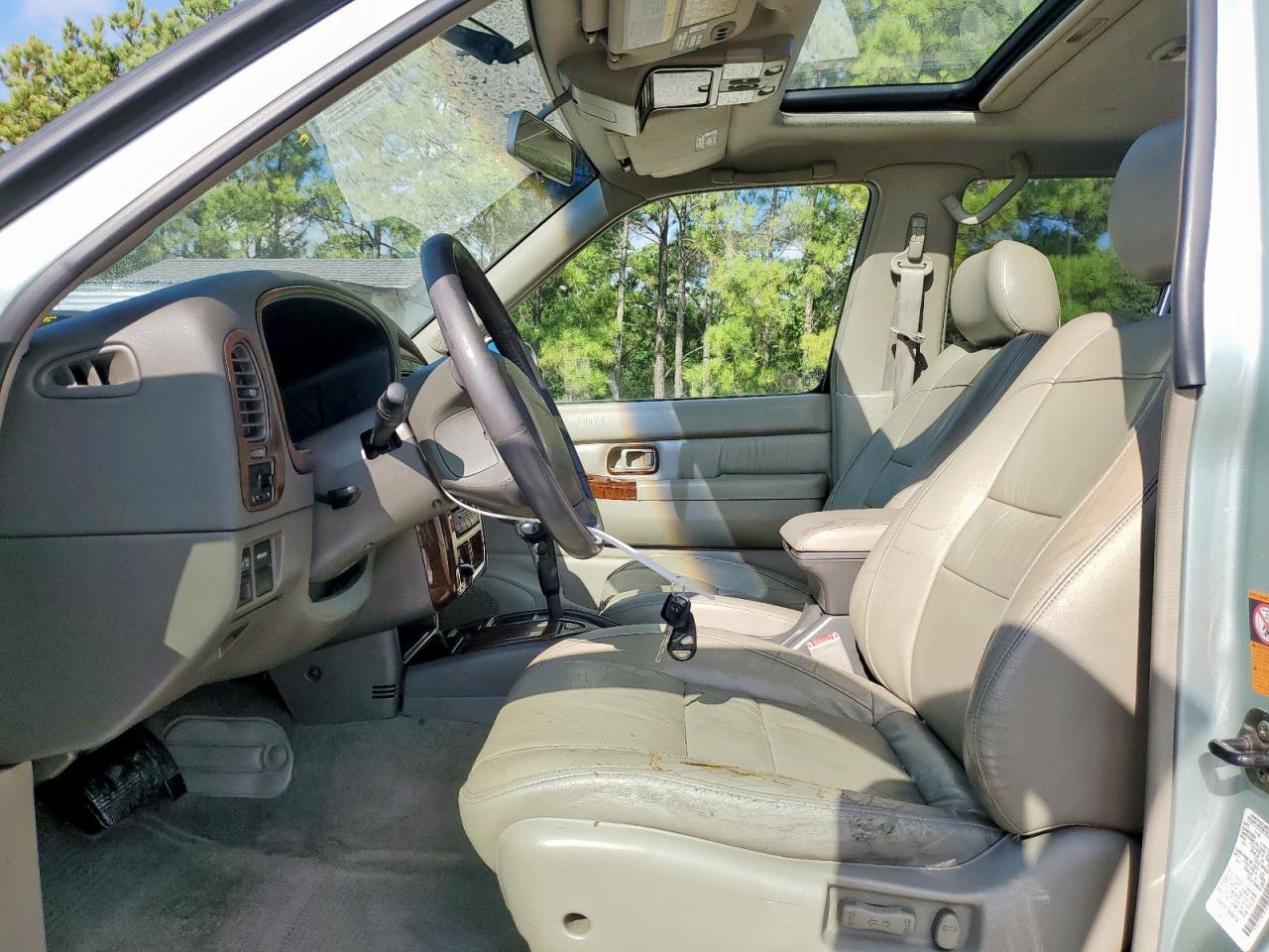 1999 Infiniti Qx4 - Image 7