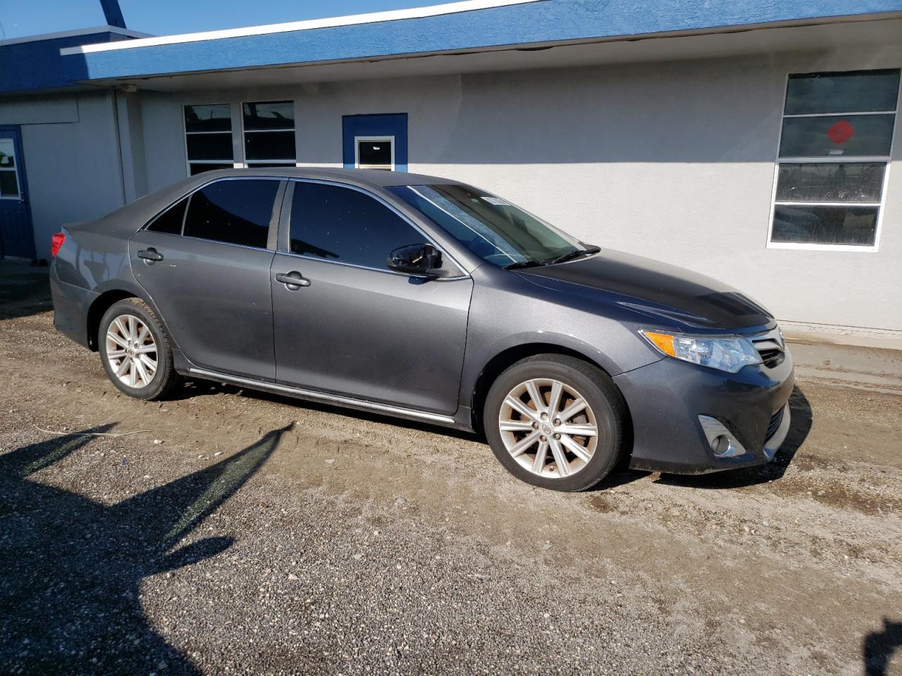 2012 Toyota Camry Hybrid - Фото 4
