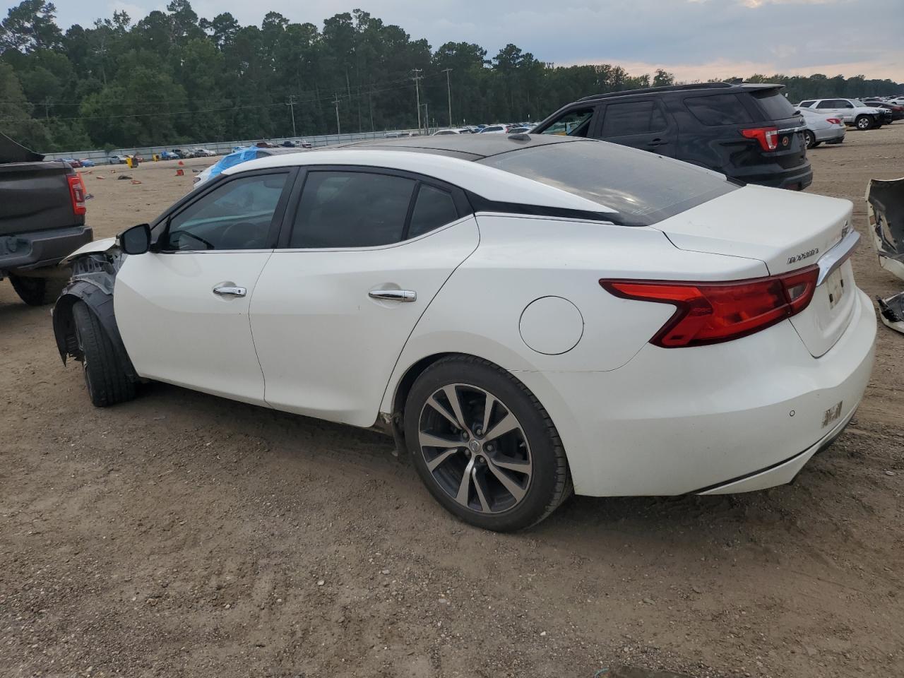 2016 Nissan Maxima 3.5S - Фото 2