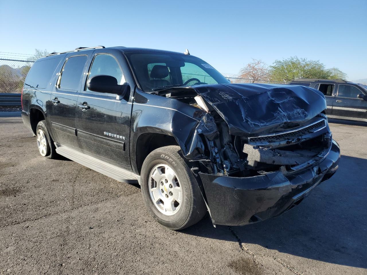 2012 Chevrolet Suburban C1500 Lt - Image 4
