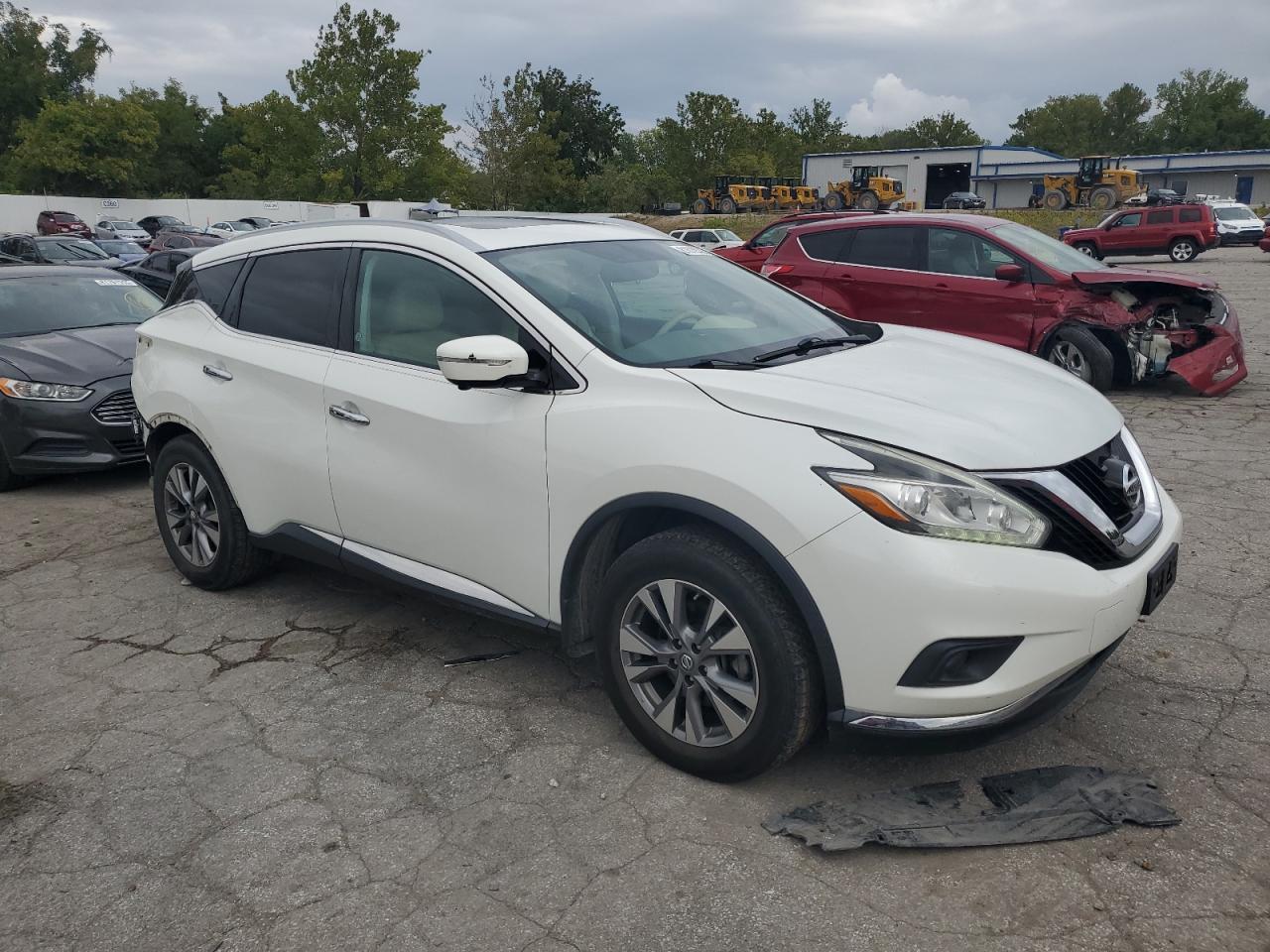 2015 Nissan Murano S - Image 4