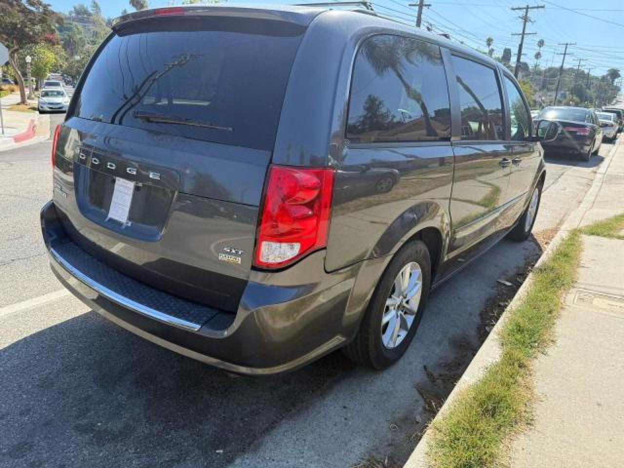 2016 Dodge Grand Caravan Sxt - Фото 4