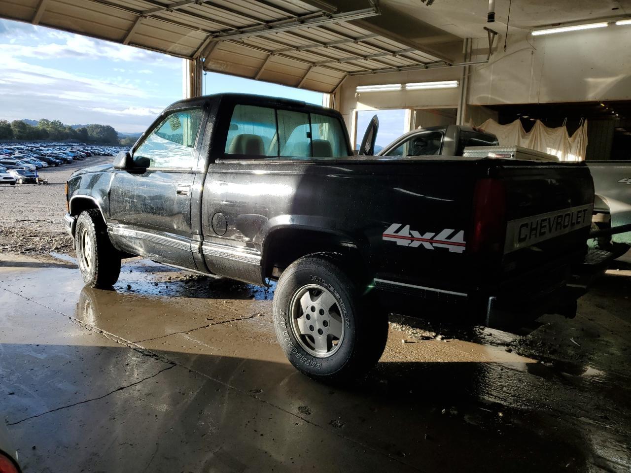 1995 Chevrolet Gmt-400 K1500 - Фото 2