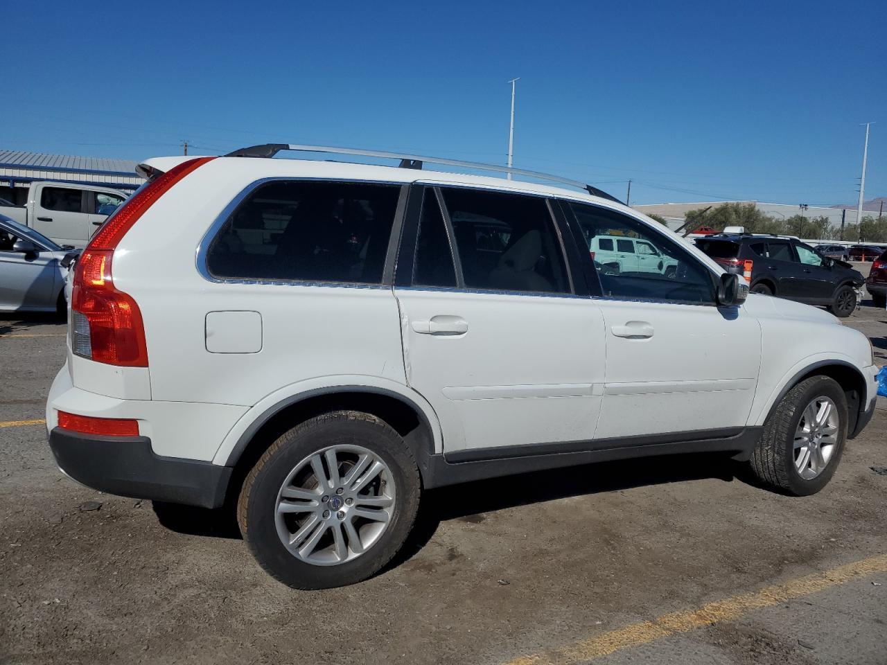 2011 Volvo Xc90 3.2 - Image 3