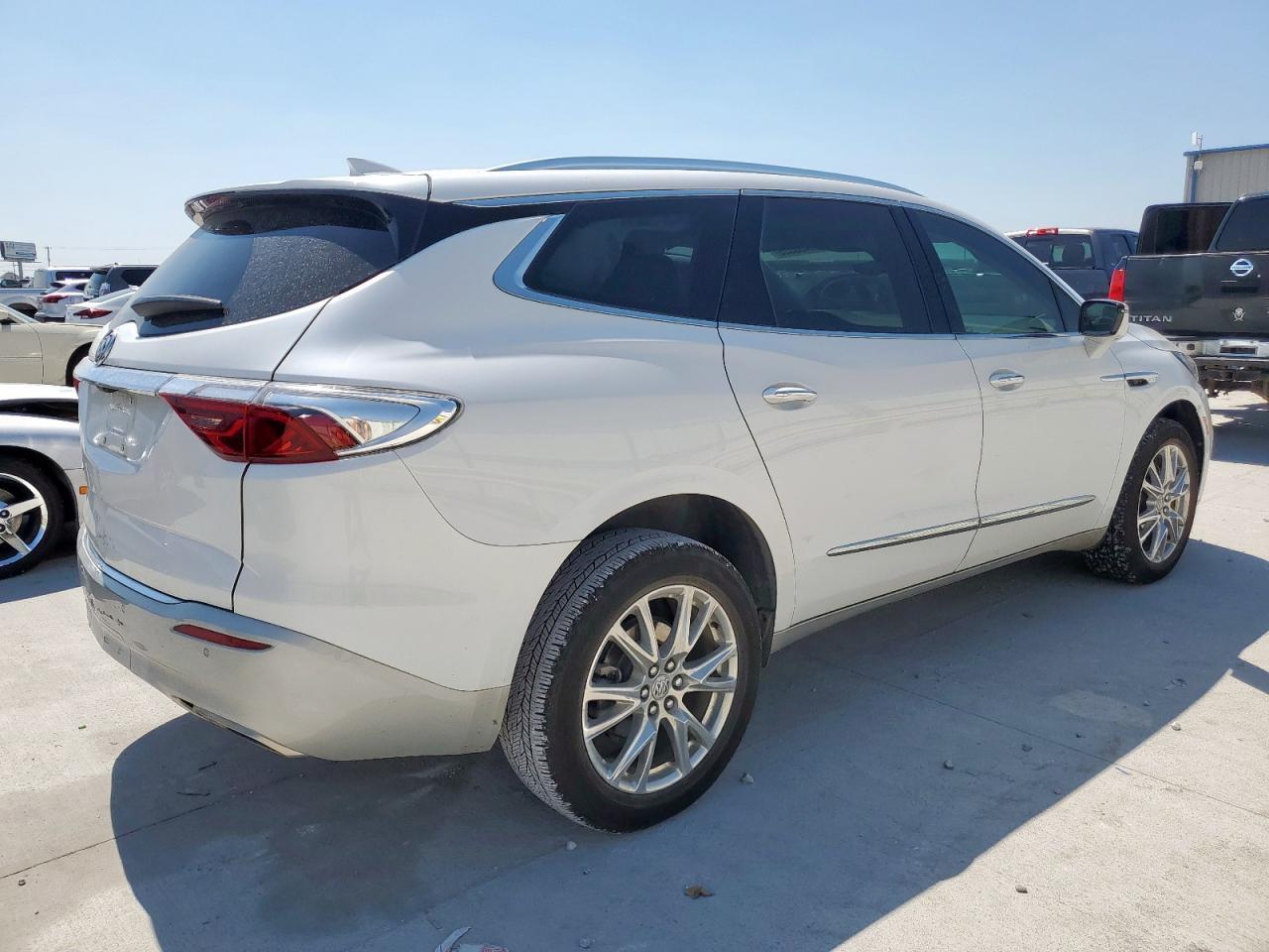 2023 Buick Enclave Premium - Фото 3