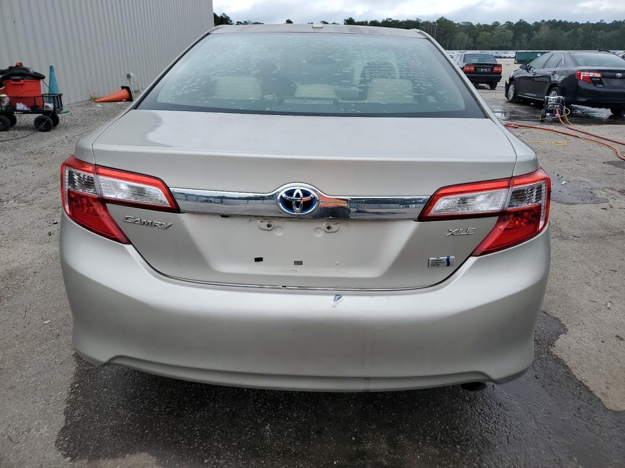 2013 Toyota Camry Hybrid - Фото 6