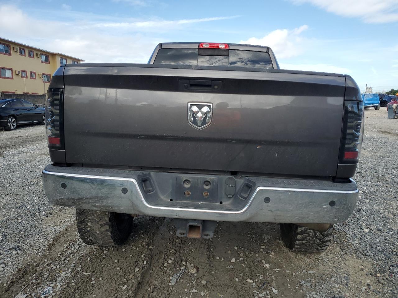 2017 Ram 2500 Slt - Image 6