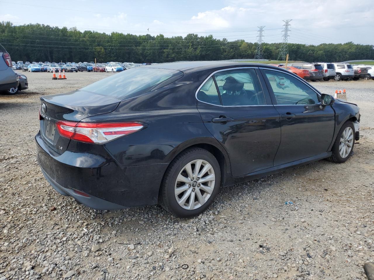 2018 Toyota Camry L - Image 3