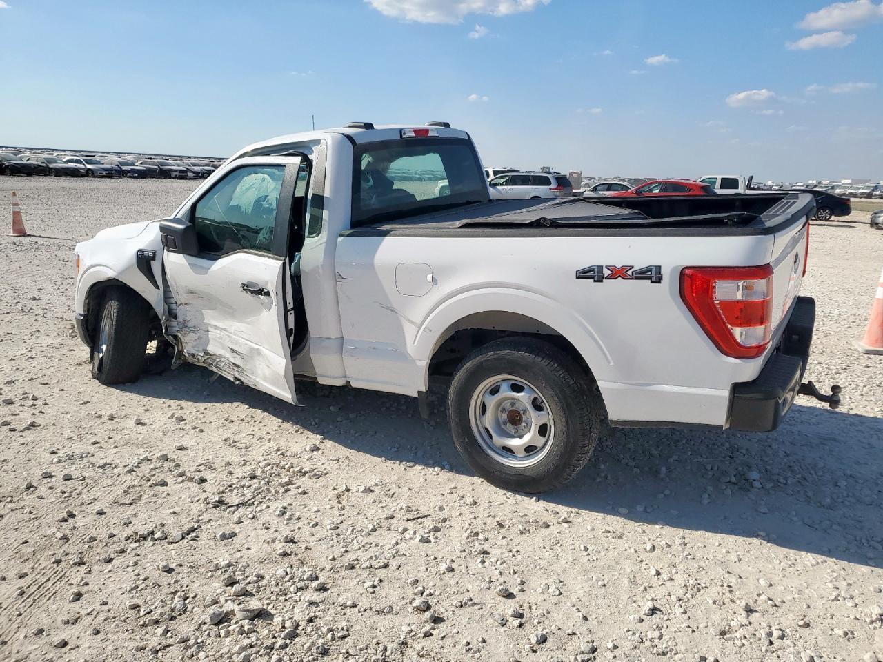 2022 Ford F150 - Фото 2