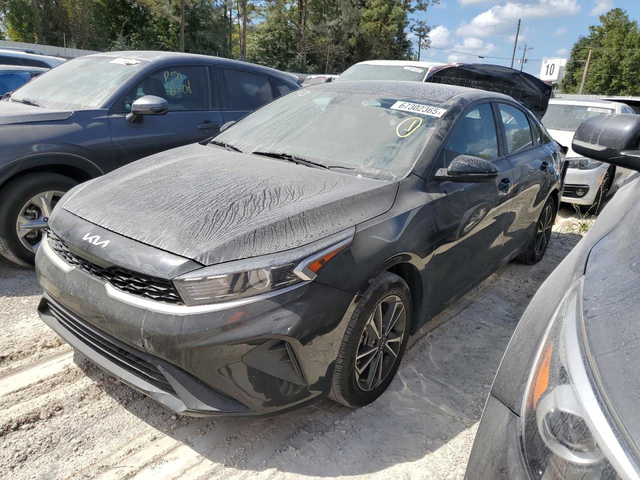 2023 Kia Forte Lx