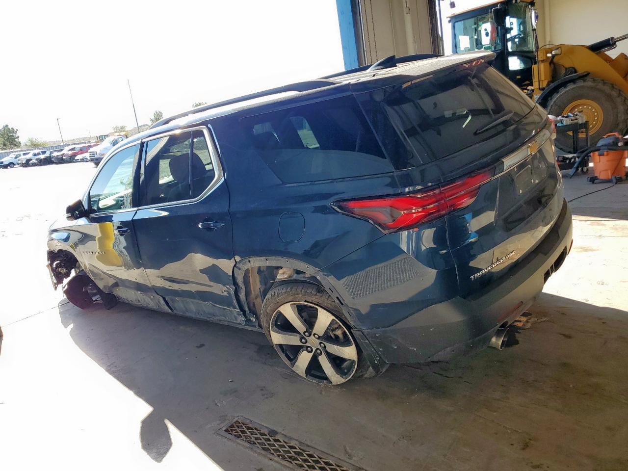 2023 Chevrolet Traverse Lt - Image 2