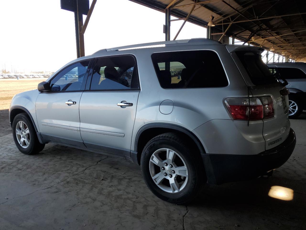 2012 GMC Acadia Sle - Image 2