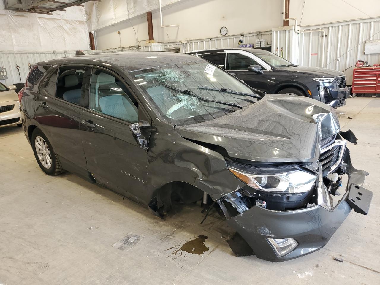 2019 Chevrolet Equinox Ls - Image 4