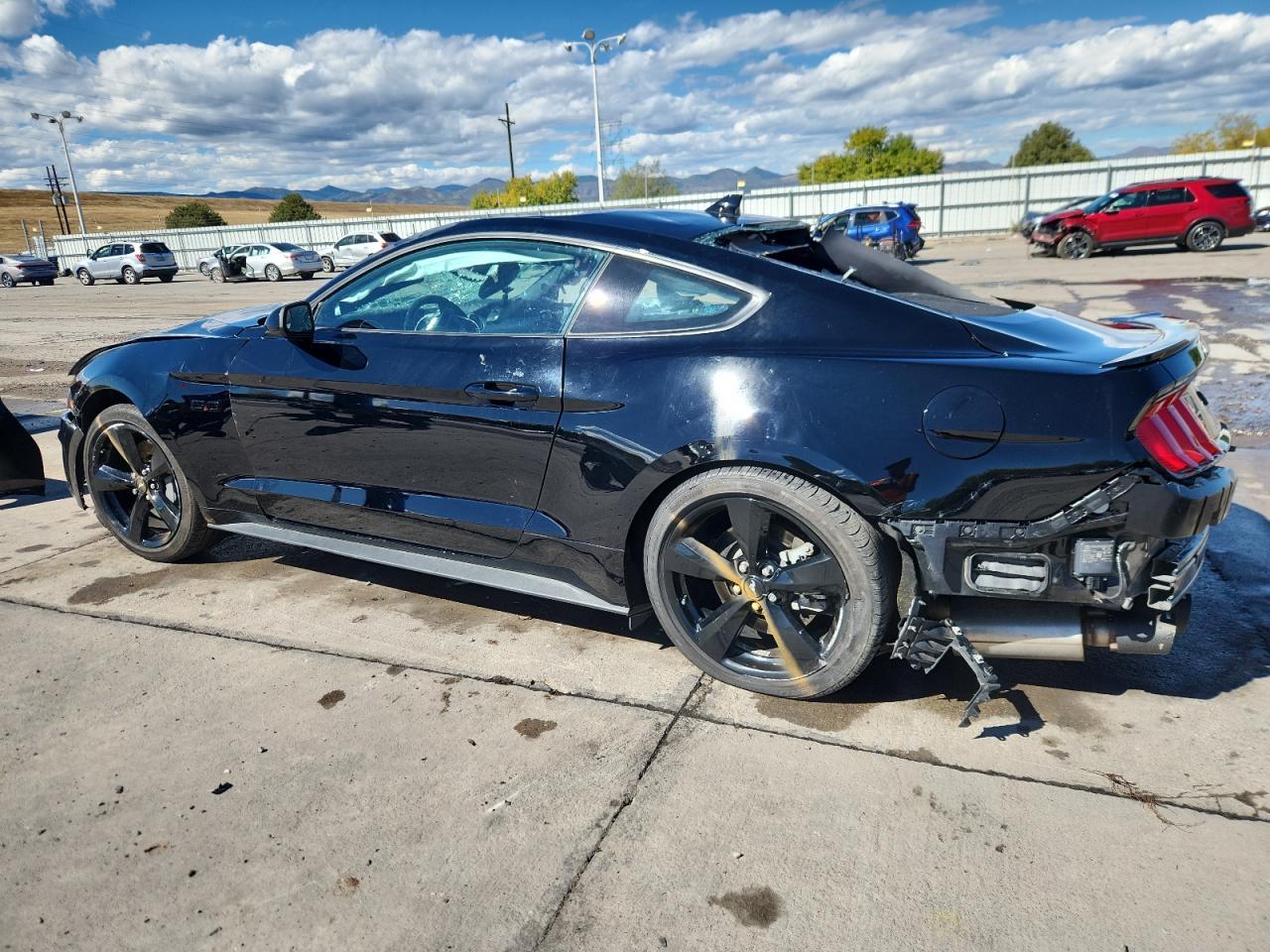 2022 Ford Mustang Gt - Фото 2