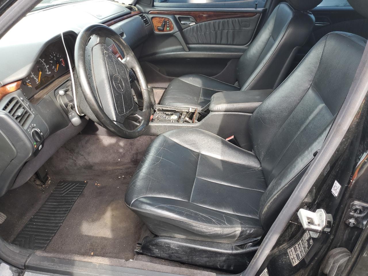 1999 Mercedes-Benz E 320 - Image 7