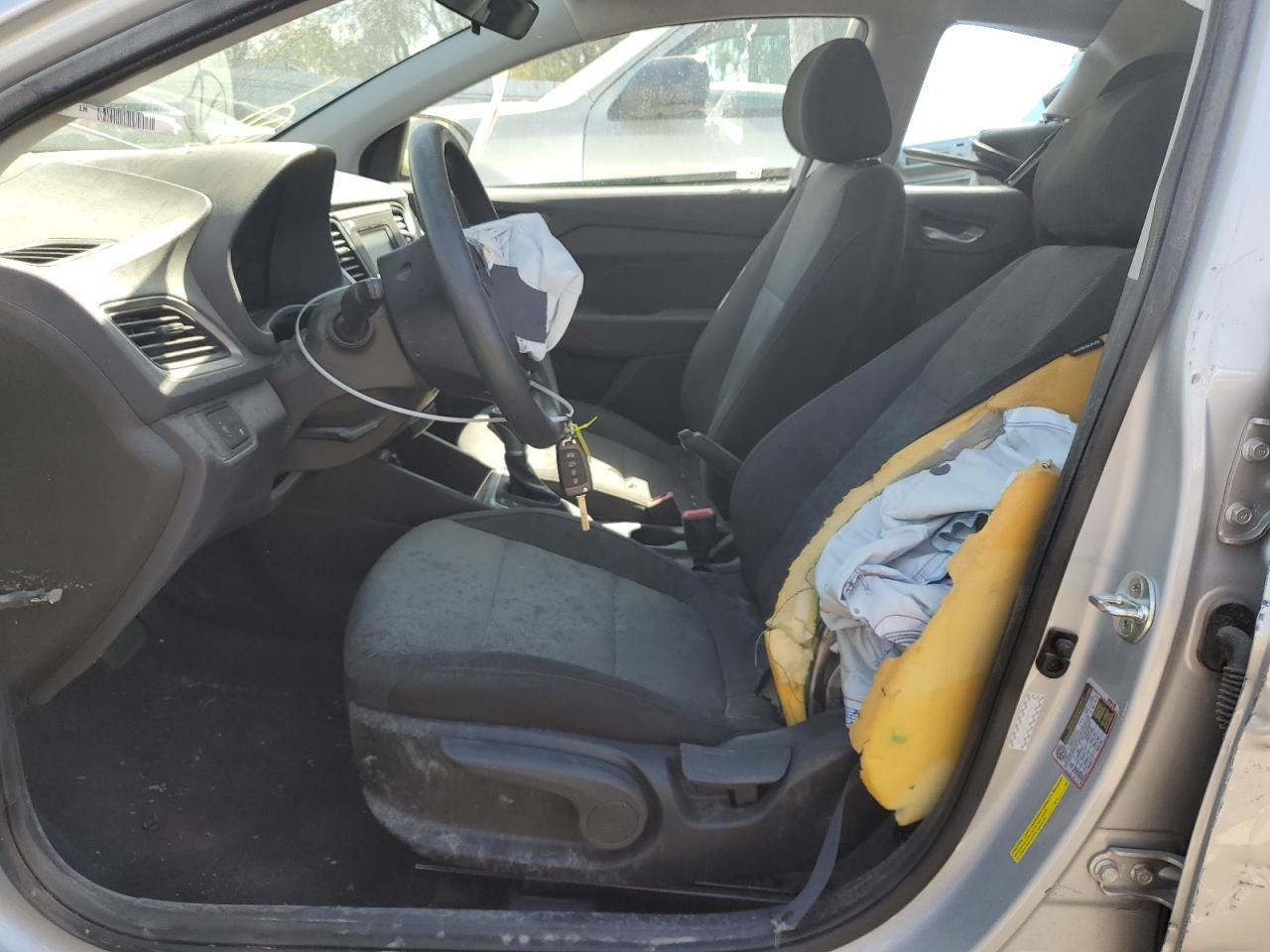 2020 Hyundai Accent Se - Фото 7