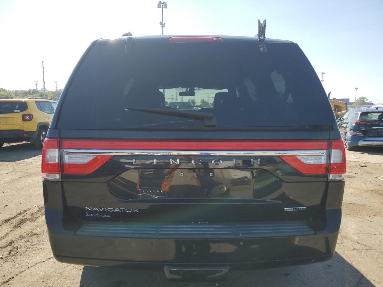 2015 Lincoln Navigator - Фото 6