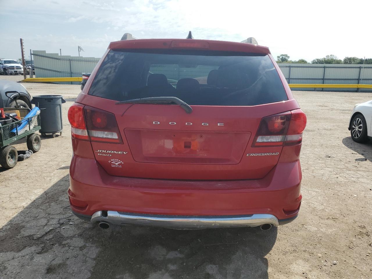 2017 Dodge Journey Crossroad - Image 6