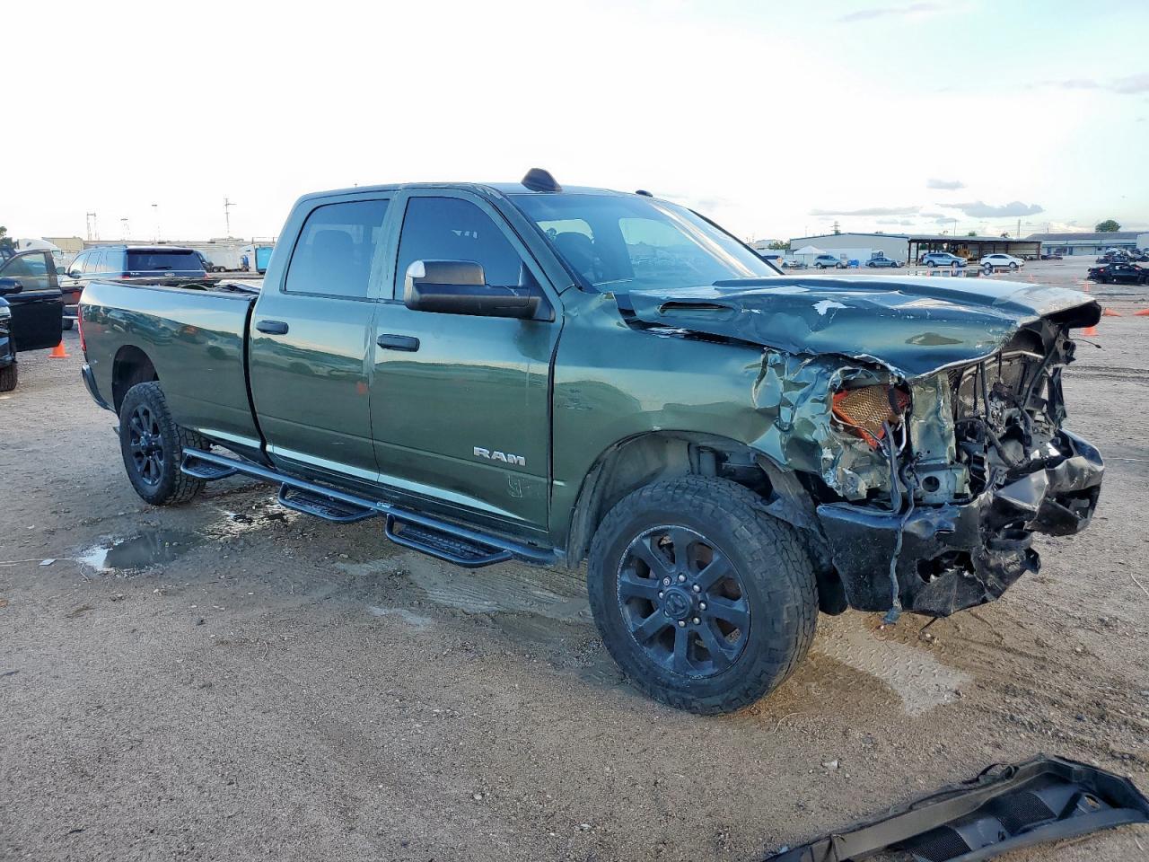 2022 Ram 2500 Tradesman - Image 4