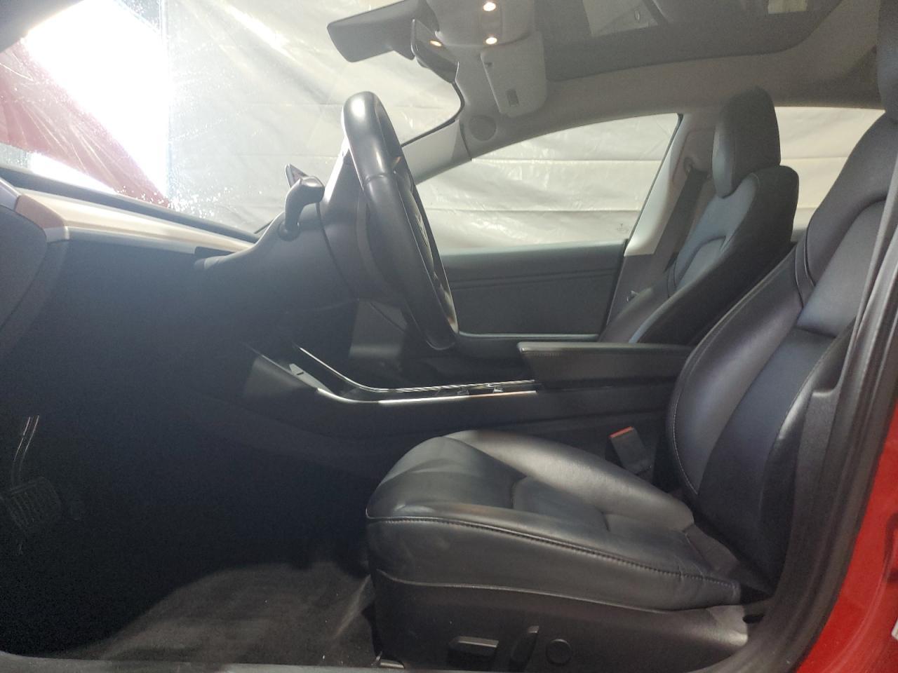 2018 Tesla Model 3 - Image 7