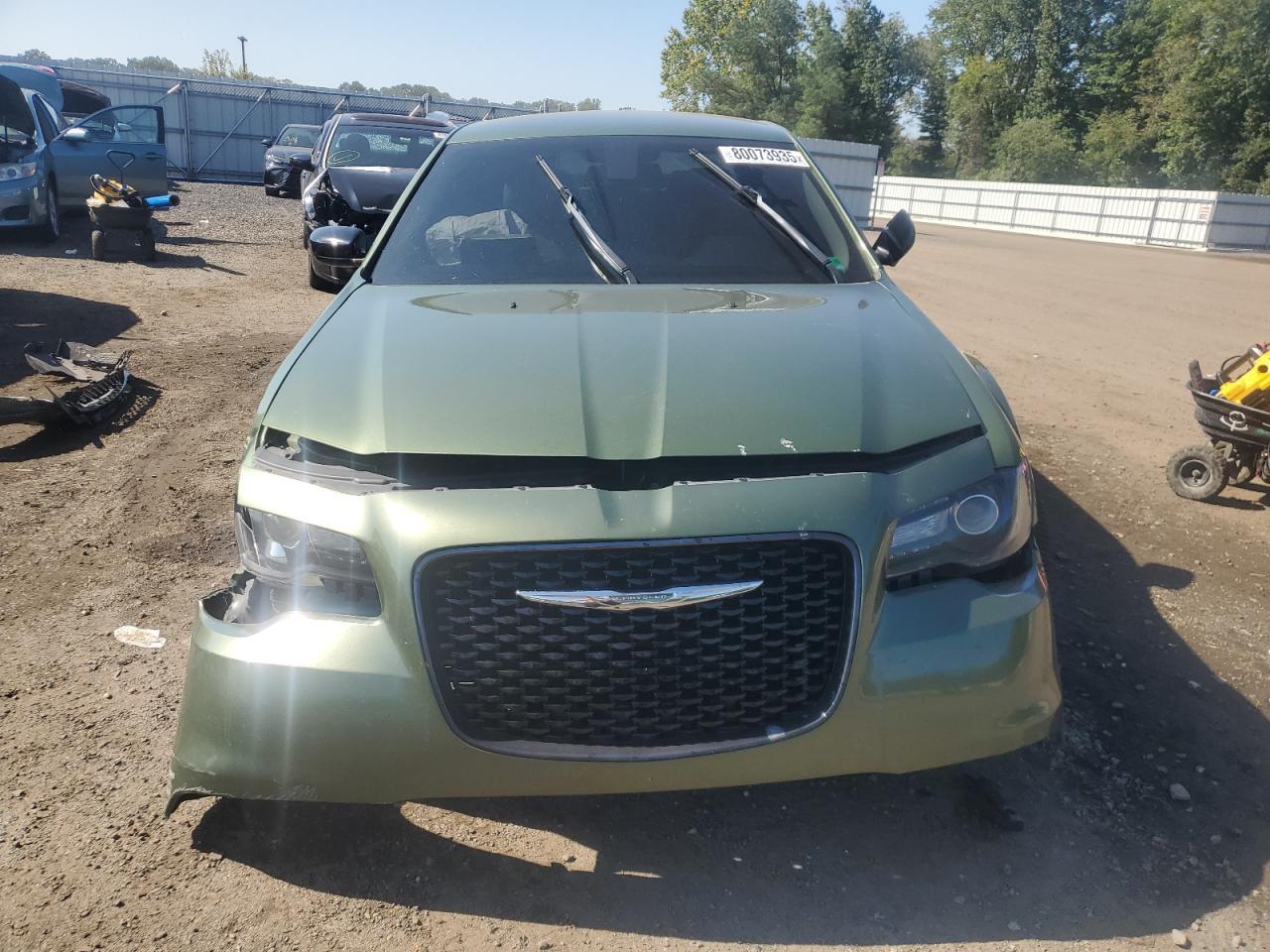 2018 Chrysler 300 Touring - Фото 5