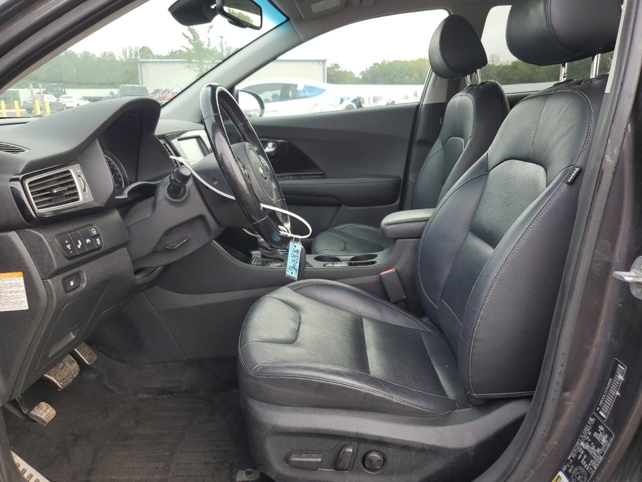 2018 Kia Niro Touring - Image 7