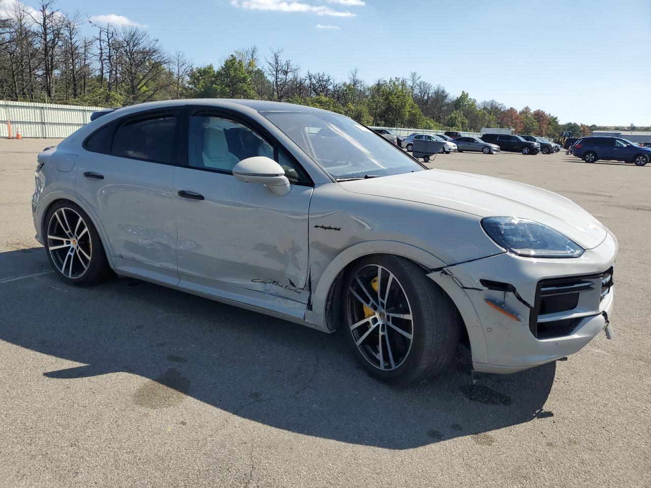 2024 Porsche Cayenne Turbo E-Hybrid Coupe - Фото 4