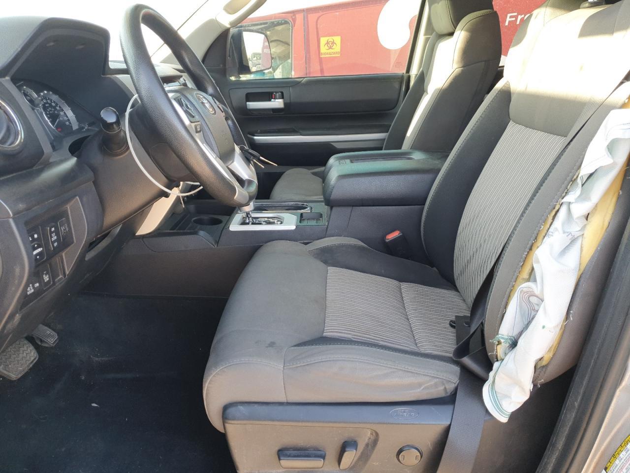 2017 Toyota Tundra Double Cab Sr - Image 7