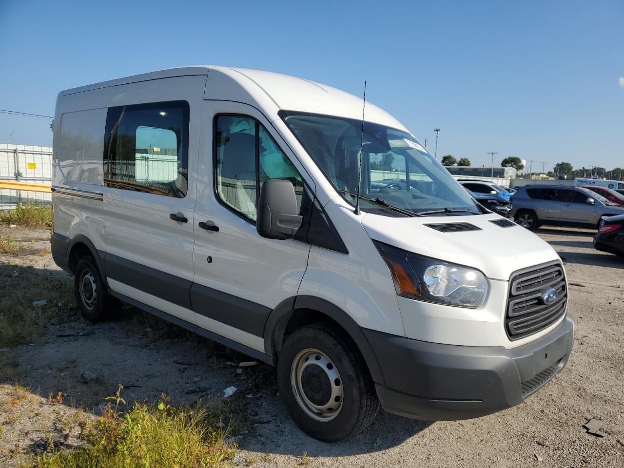 2017 Ford Transit T-250 - Фото 4