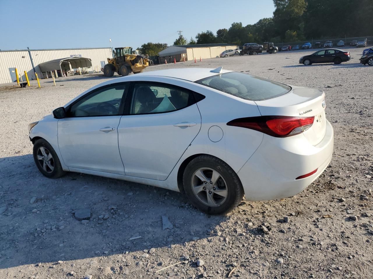 2015 Hyundai Elantra Se - Image 2