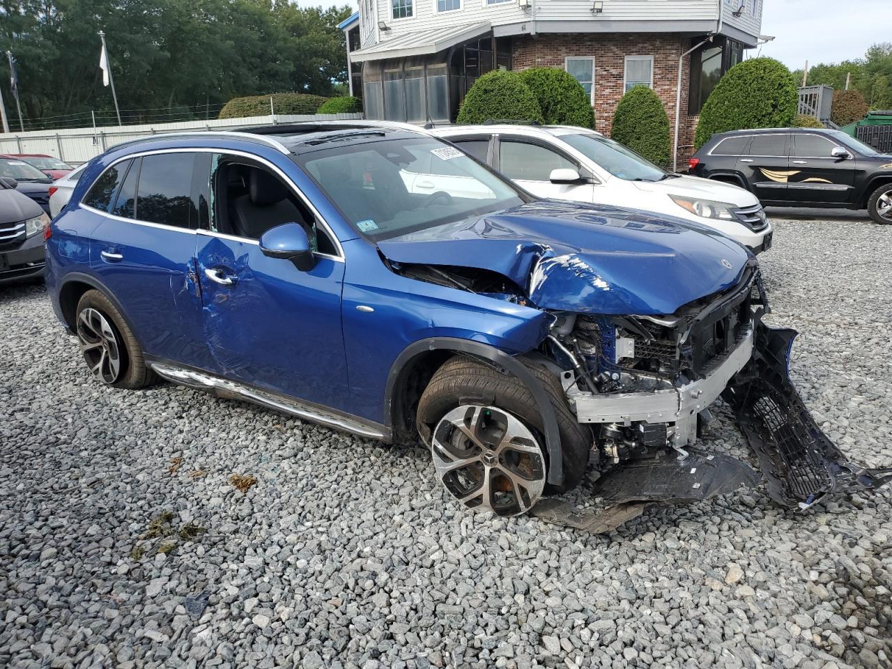 2025 Mercedes-Benz Glc 350E - Фото 4