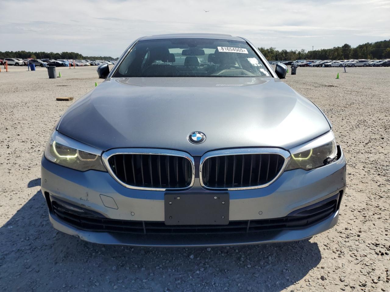2017 BMW 530 Xi - Фото 5