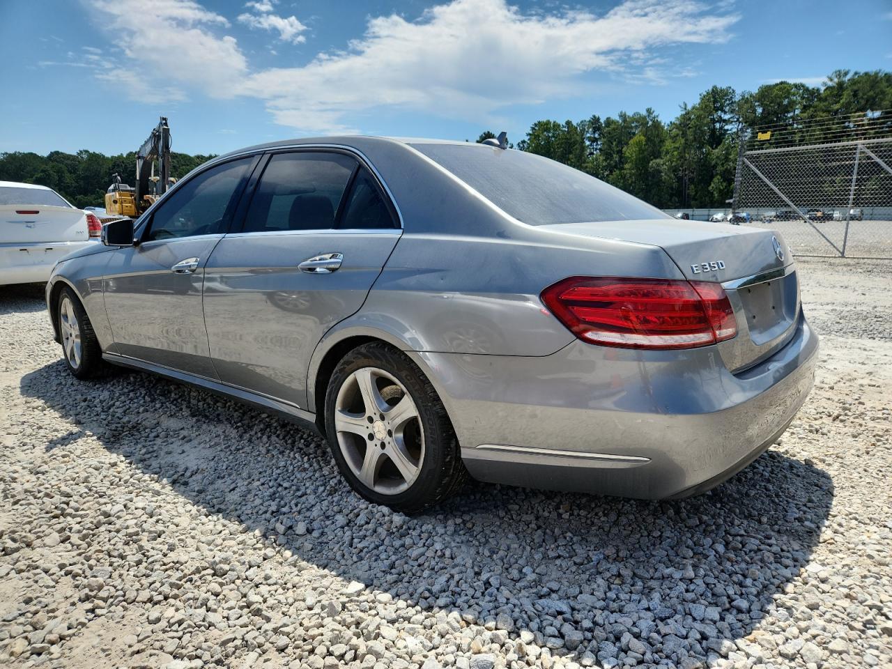 2014 Mercedes-Benz E 350 4Matic - Фото 2