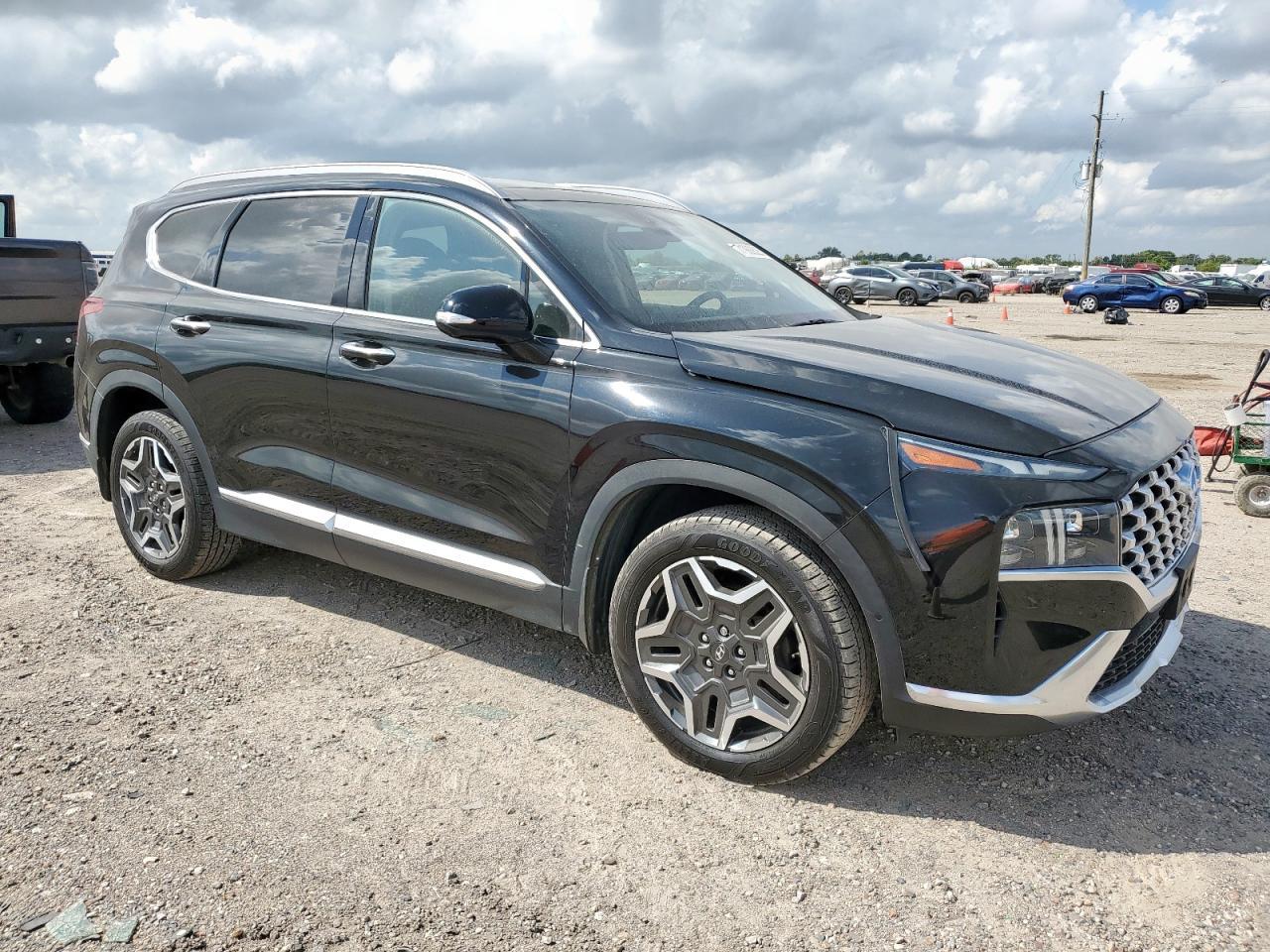 2022 Hyundai Santa Fe Limited - Фото 4