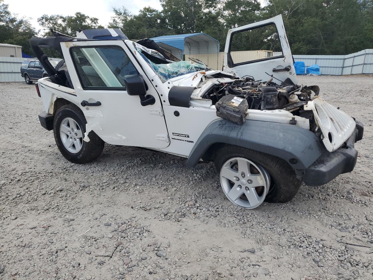 2018 Jeep Wrangler Sport - Фото 4