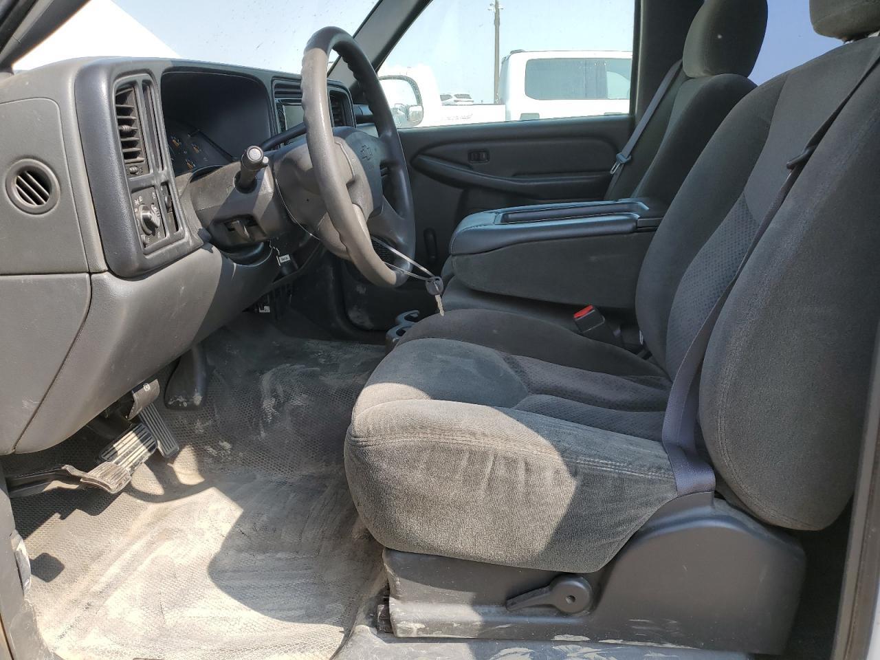2004 Chevrolet Silverado C1500 - Фото 7