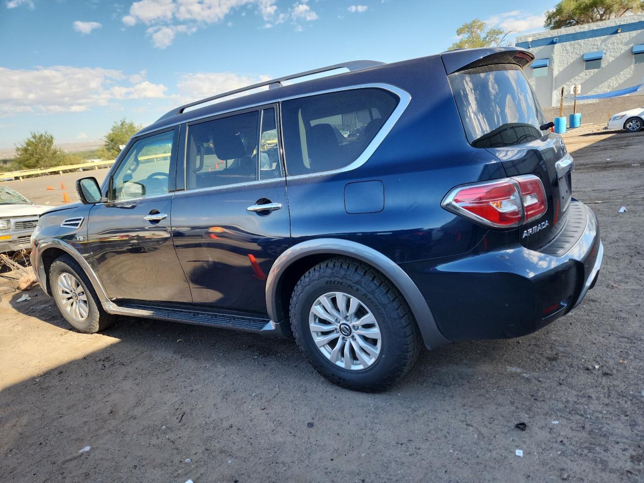 2020 Nissan Armada Sv - Image 2