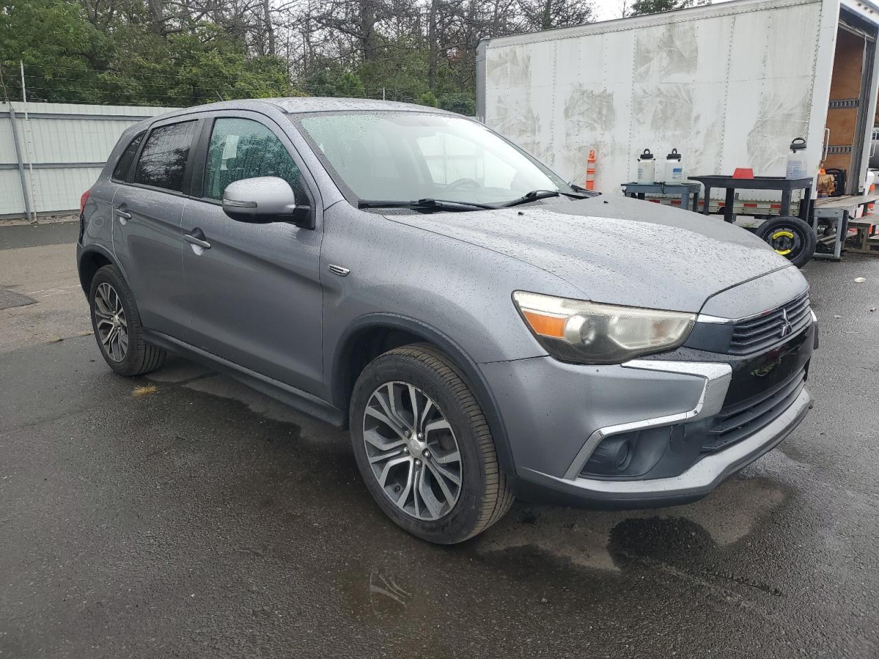 2016 Mitsubishi Outlander Sport Es - Image 4