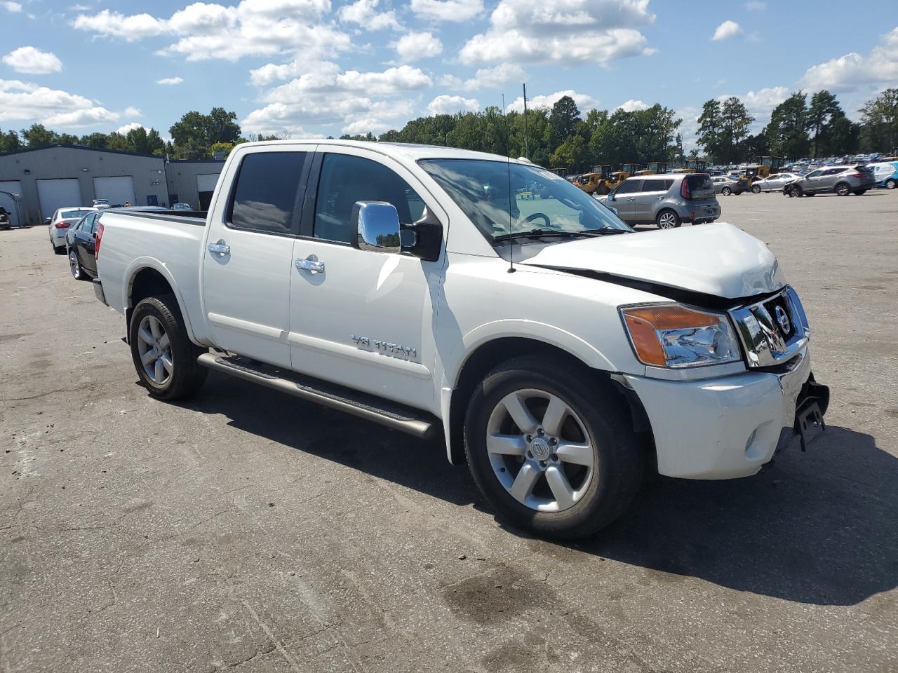 2011 Nissan Titan S - Фото 4