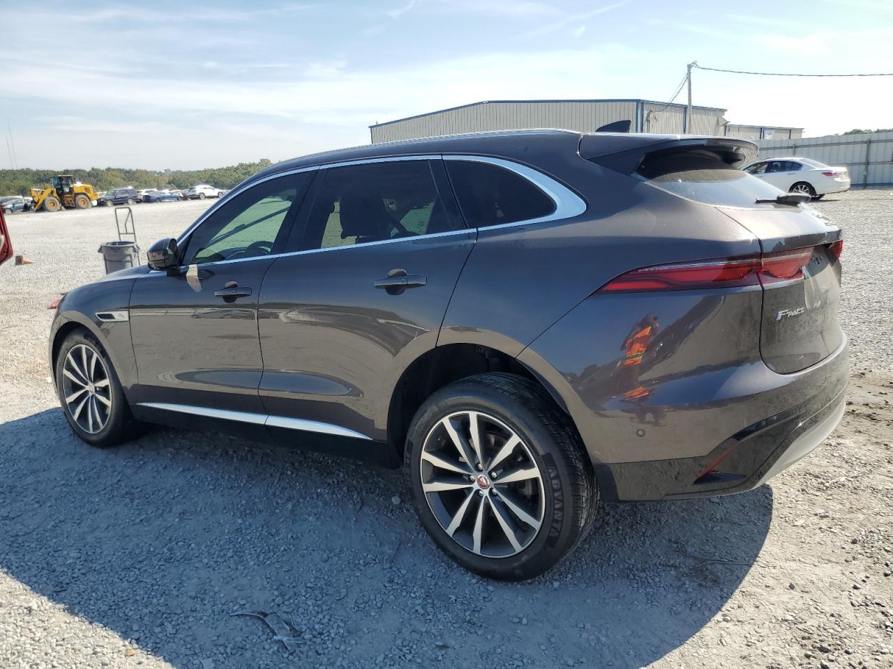 2021 Jaguar F-Pace S - Фото 2