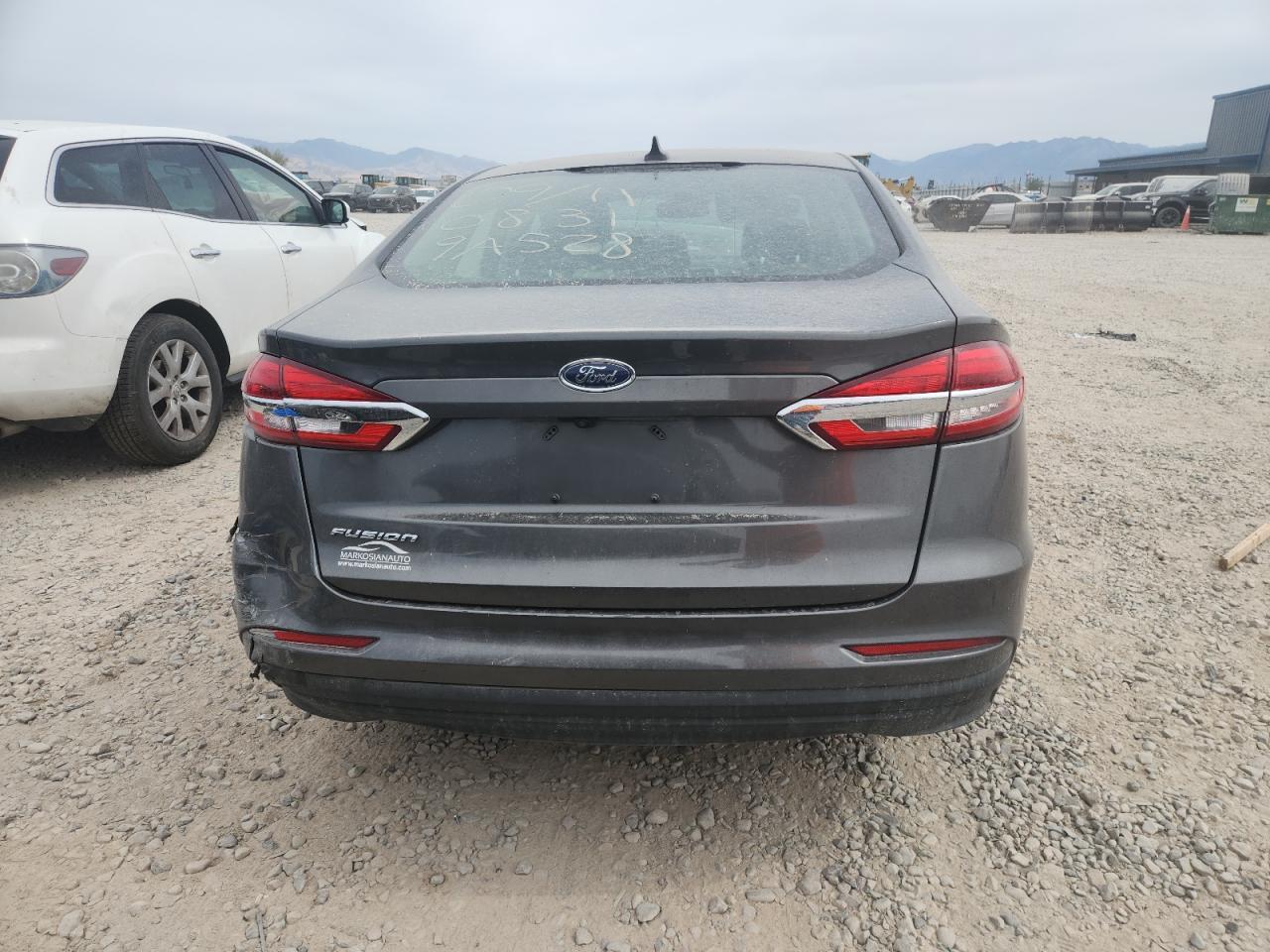 2020 Ford Fusion S - Фото 6