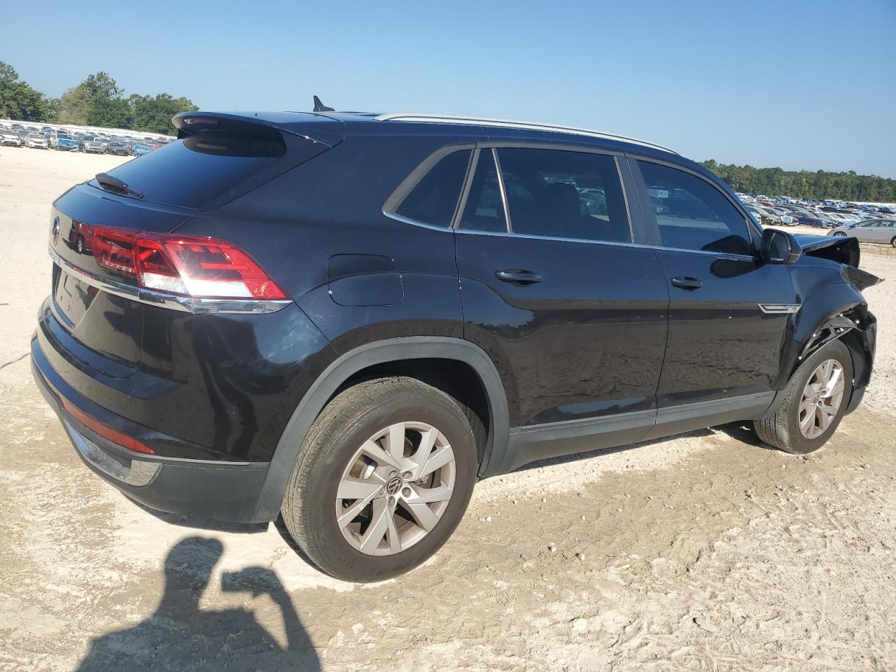 2021 Volkswagen Atlas Cross Sport S - Image 3