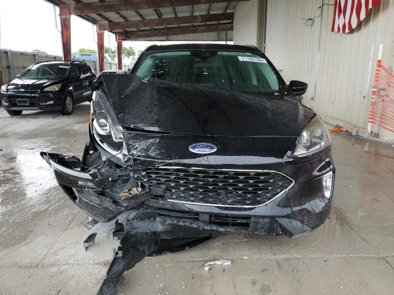 2022 Ford Escape Sel - Image 5